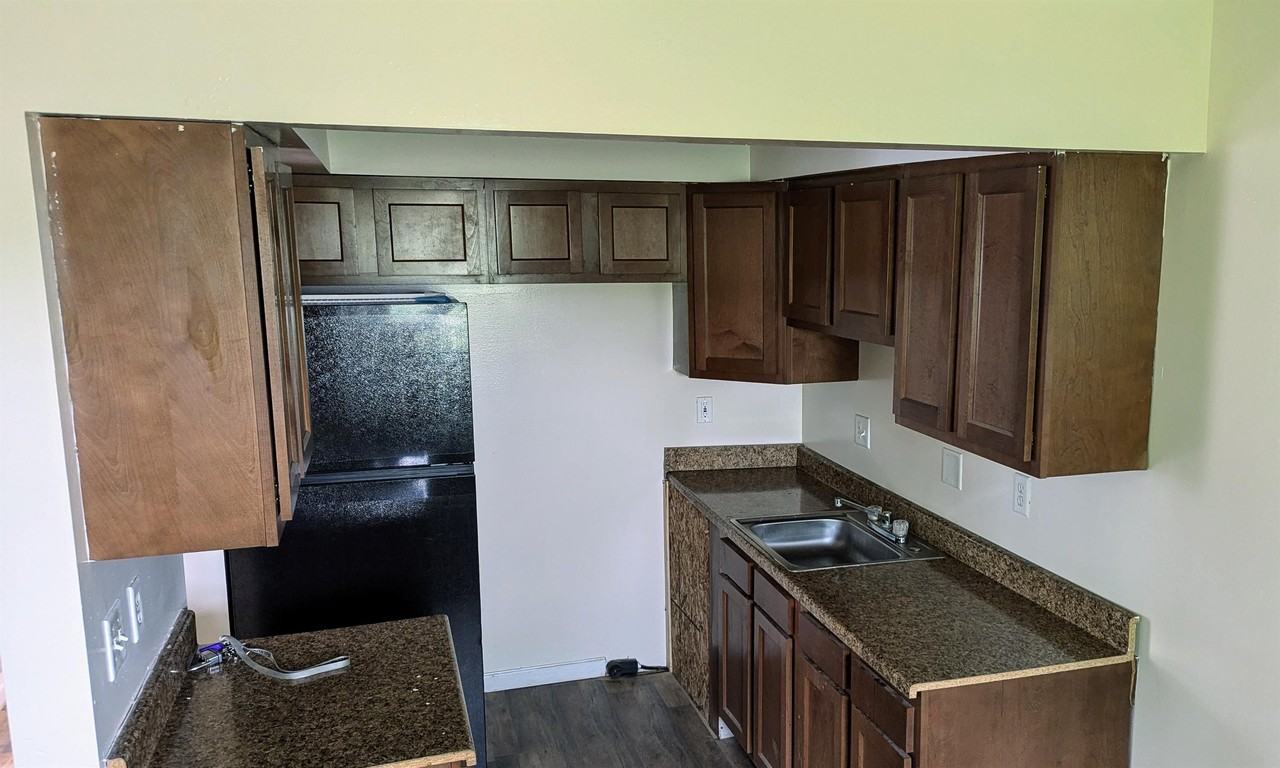 16217 Greenfield Road - Photo 2 of 4