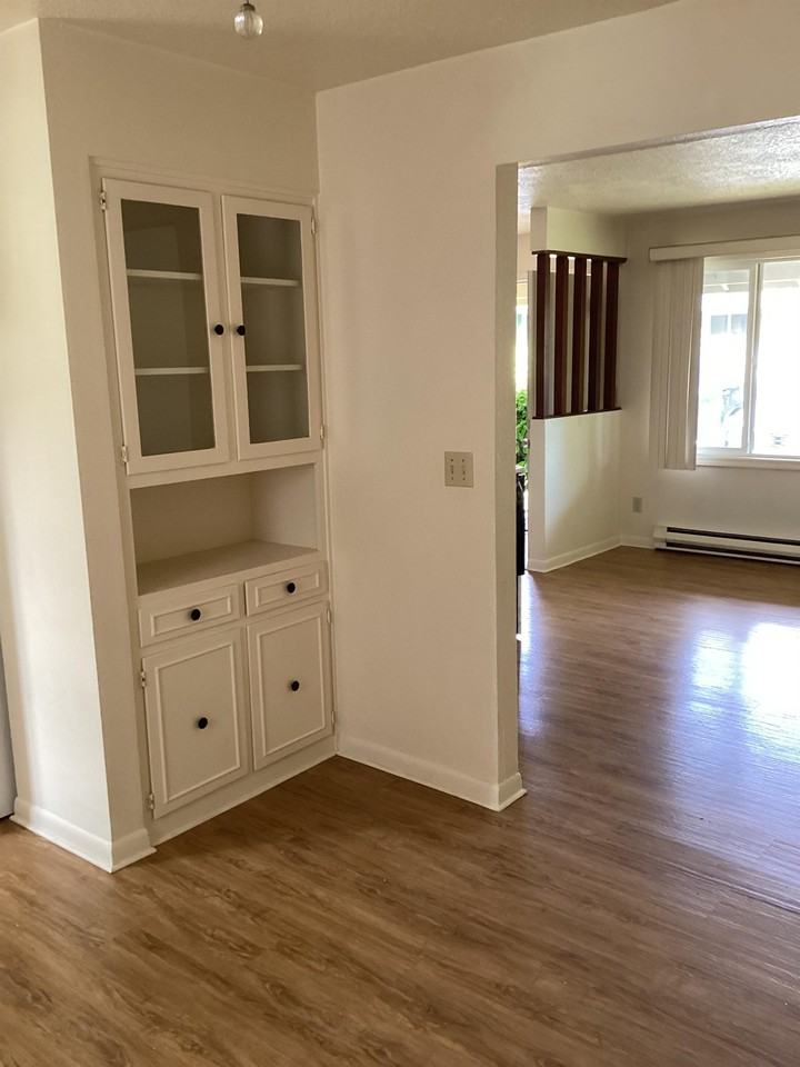 333 Northeast 2nd Street - Photo 7 of 19