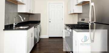featured image of 3815 N Greenview Ave