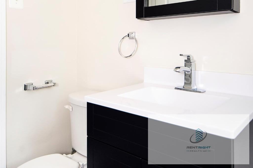 3815 N Greenview Ave #3819-5-2W - Photo 7 of 7