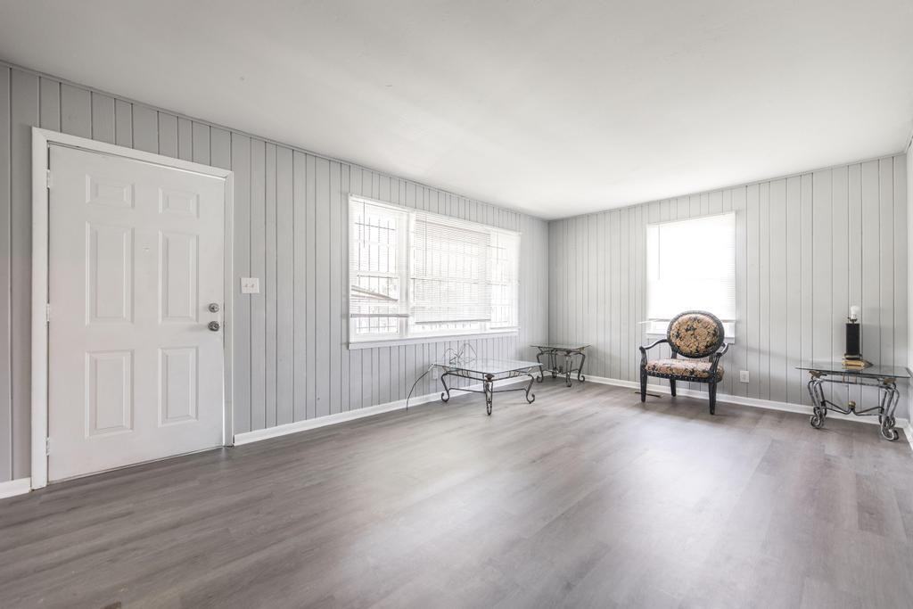 218 Moore Street Unit A - Photo 2 of 10