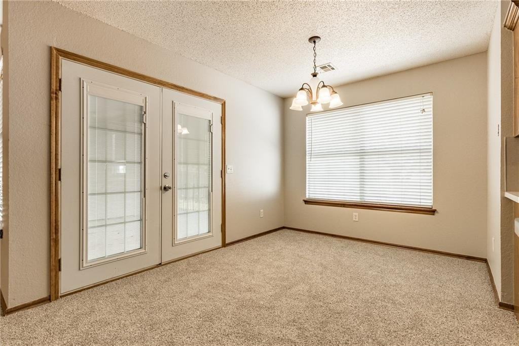 8901 Nw 85th Pl - Photo 7 of 13