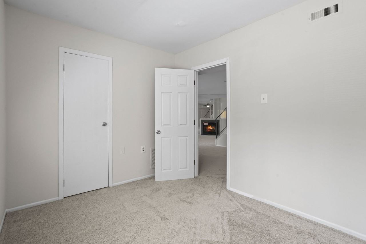 1603 Timber Crk #1 - Photo 2 of 25