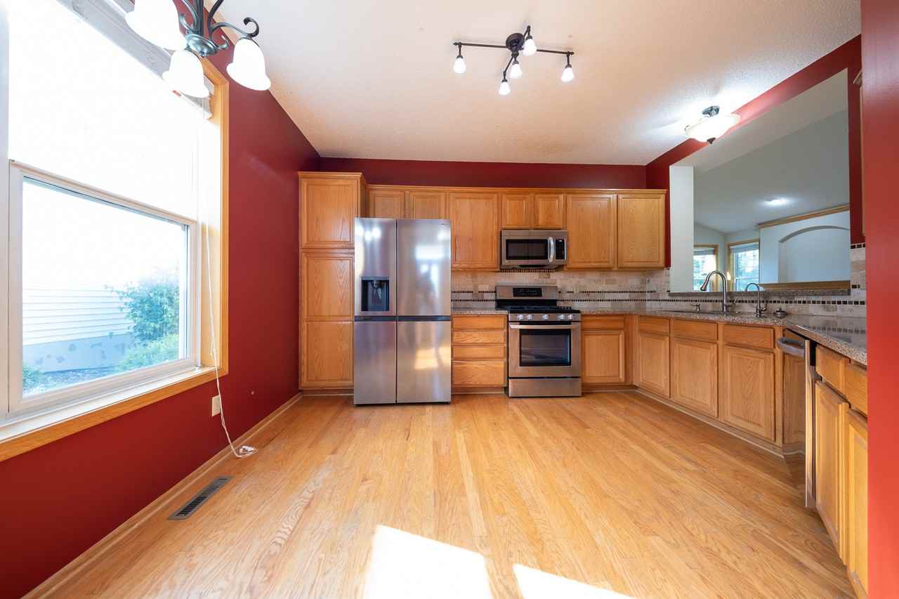 2549 Prairie Oak Trl #1 - Photo 3 of 30