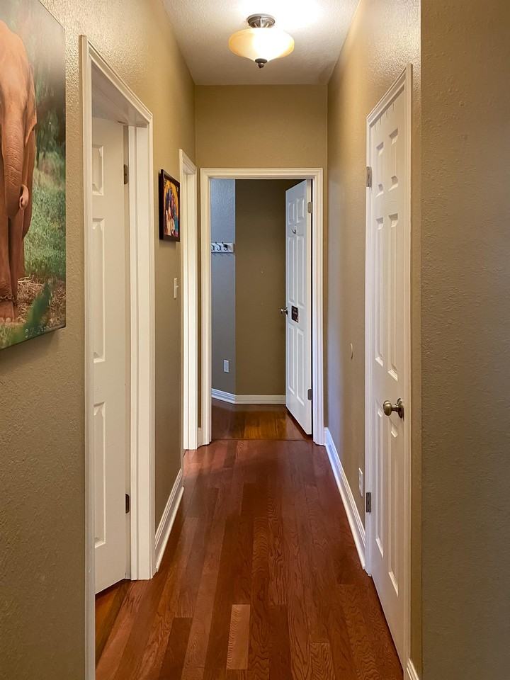 3009 Sussex Gardens Ln - Photo 2 of 37