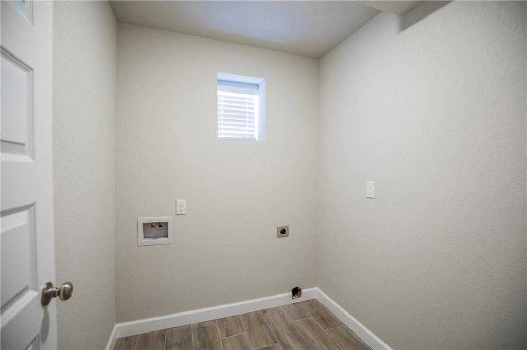 18445 Posy Mountain Dr - Photo 3 of 27