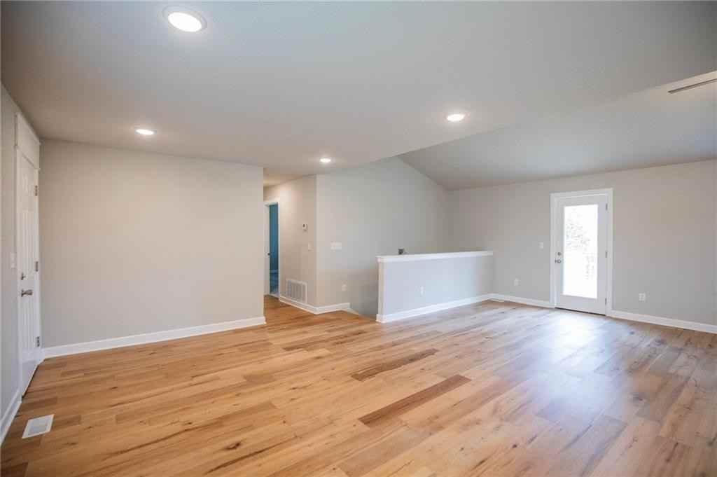 18445 Posy Mountain Dr - Photo 2 of 27