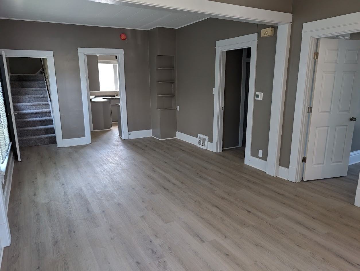 120 10th St Sw - Photo 2 of 7