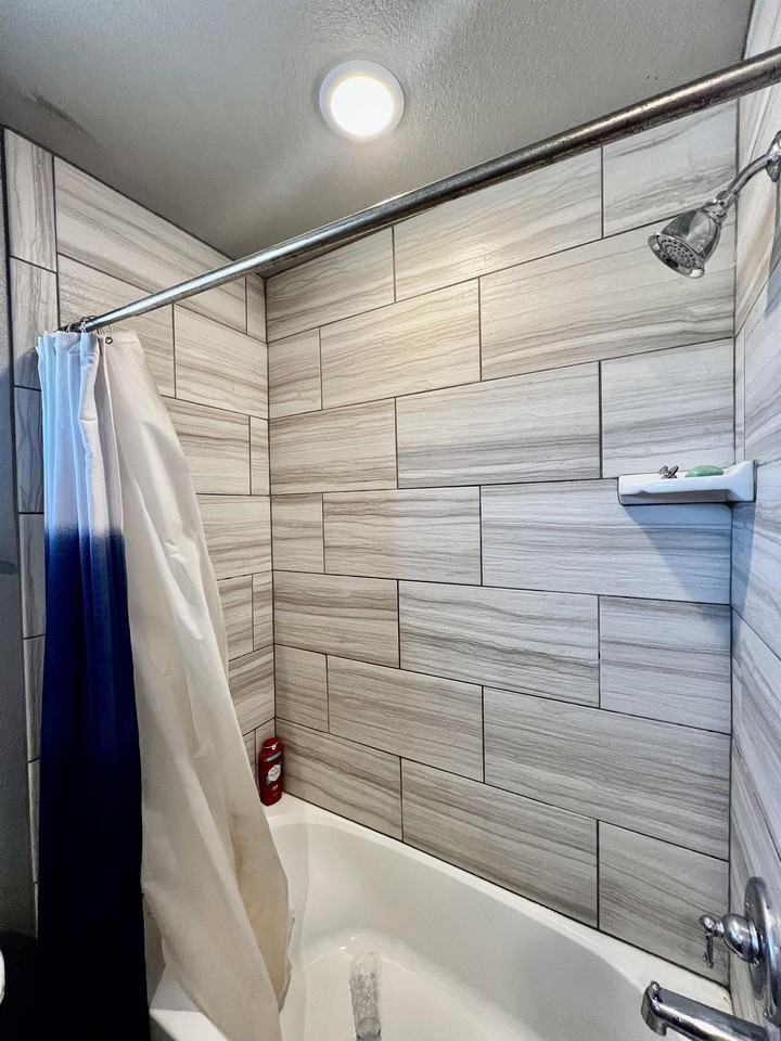 11546 Wayne Carreon St - Photo 2 of 37