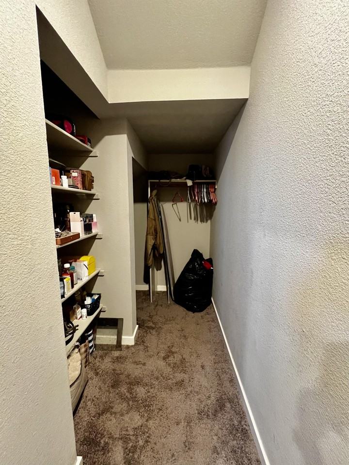 11546 Wayne Carreon St - Photo 2 of 37