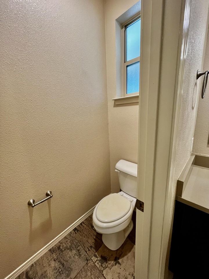 1747 Breeder Cup Way - Photo 5 of 37