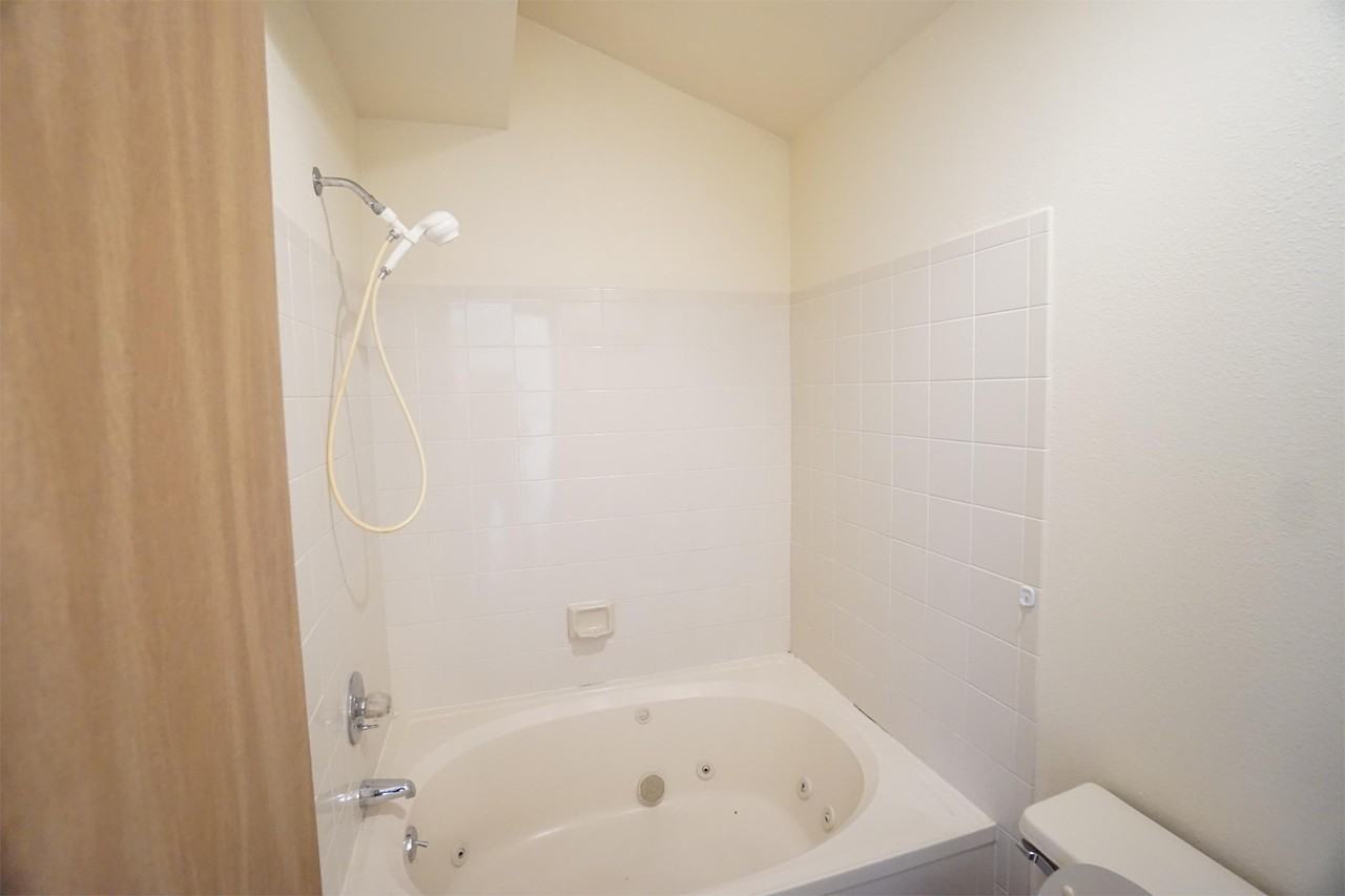 9653 Cordova Dr - Photo 6 of 14