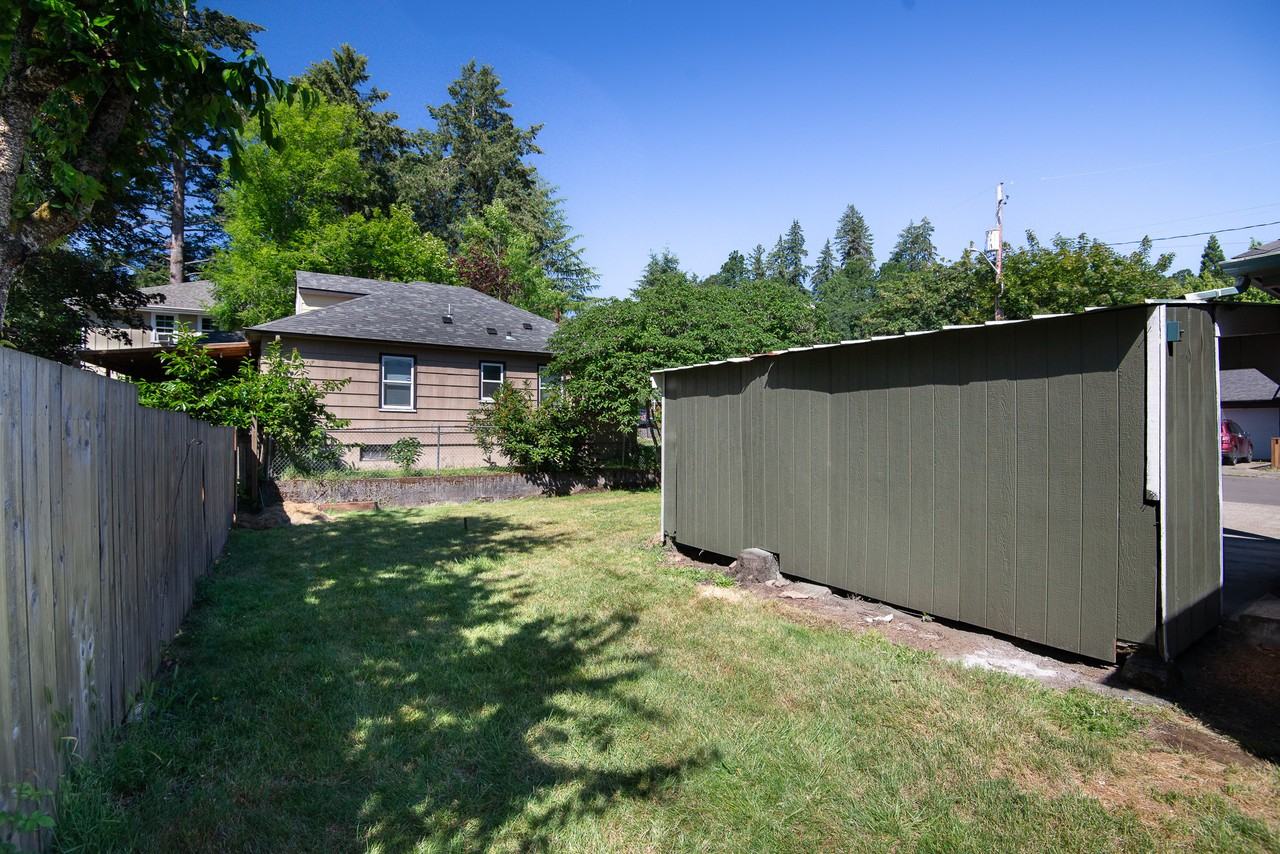 791 Rosemont Ave Nw - Photo 7 of 29