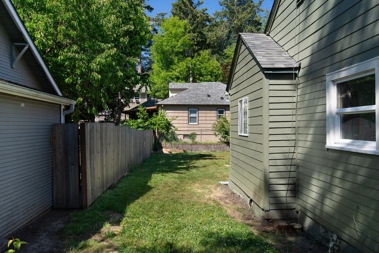 791 Rosemont Ave Nw - Photo 5 of 29