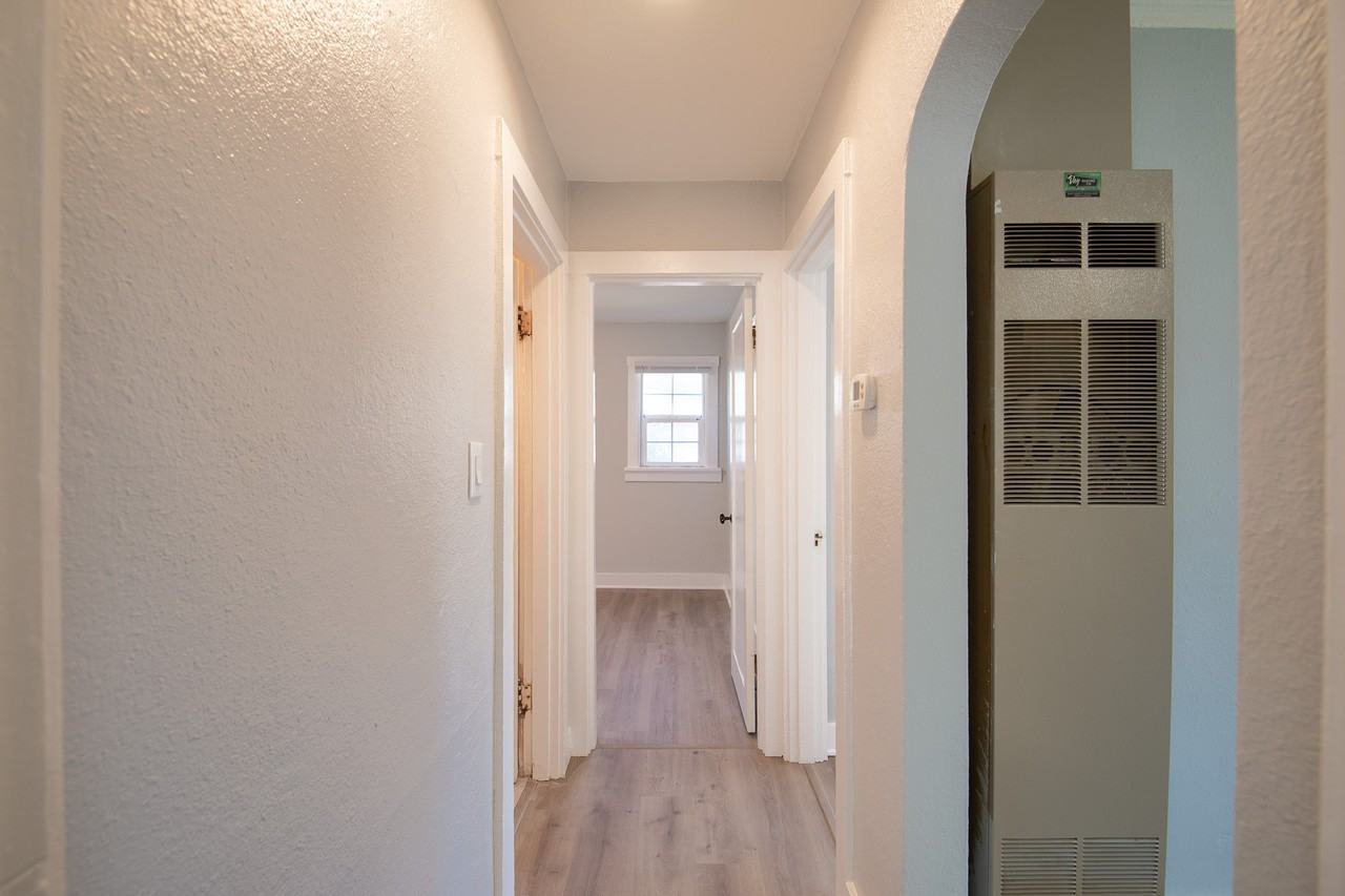 791 Rosemont Ave Nw - Photo 6 of 29