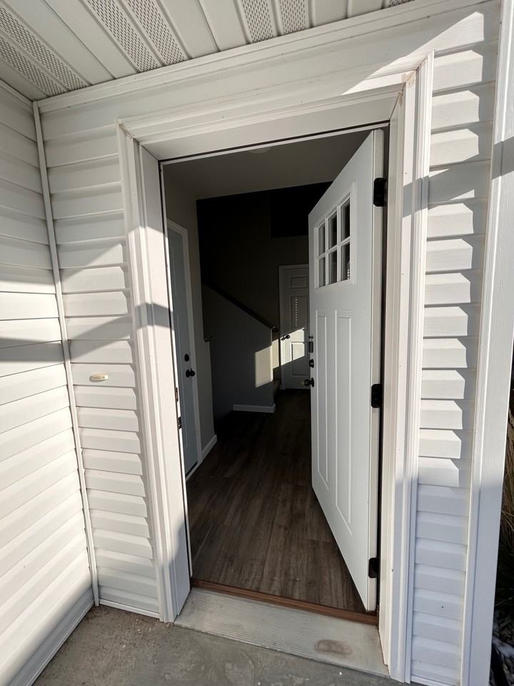 236 Divide Dr - Photo 3 of 20