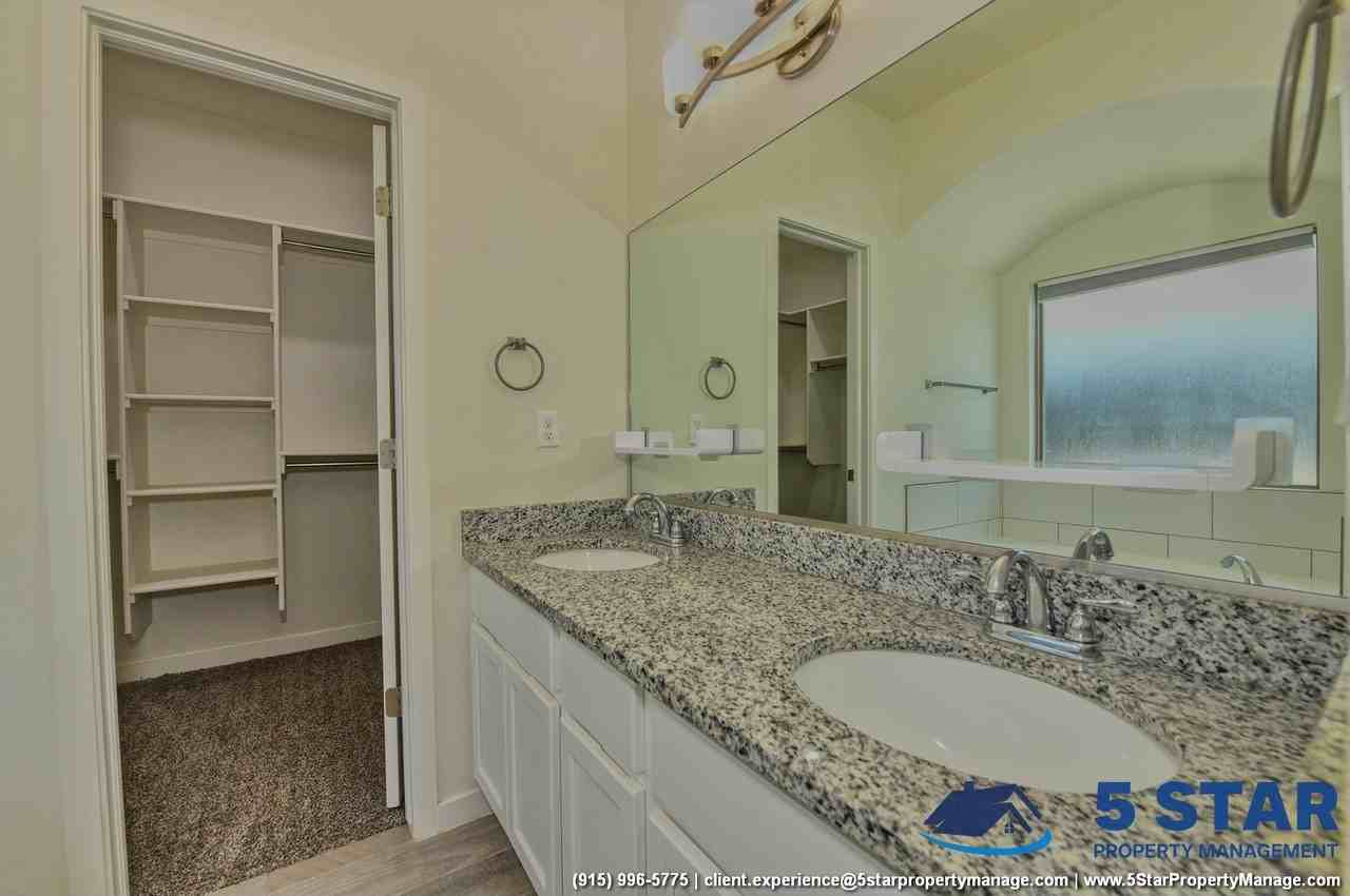 233 Epsom Dr - Photo 3 of 47