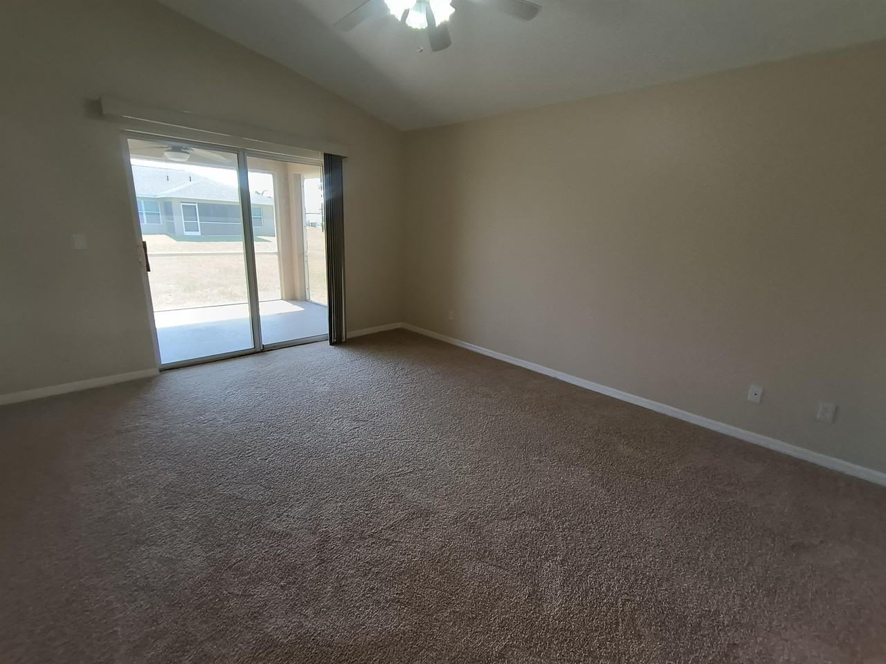 2208 Northwest 18th Avenue - Photo 3 of 27