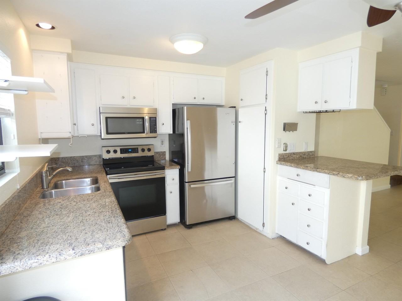 2732 Ariane Dr #61 - Photo 4 of 20