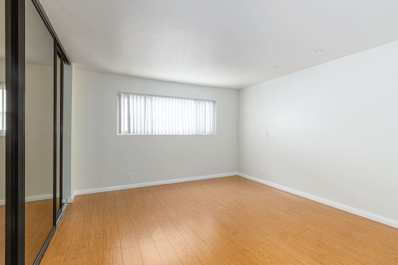 3637 Glendon Ave #105 - Photo 5 of 18