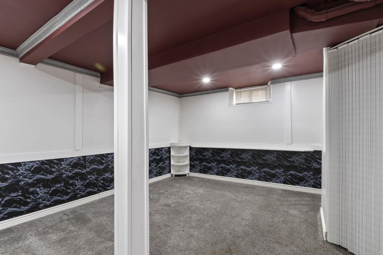 616 W 4th Ave - Photo 4 of 15