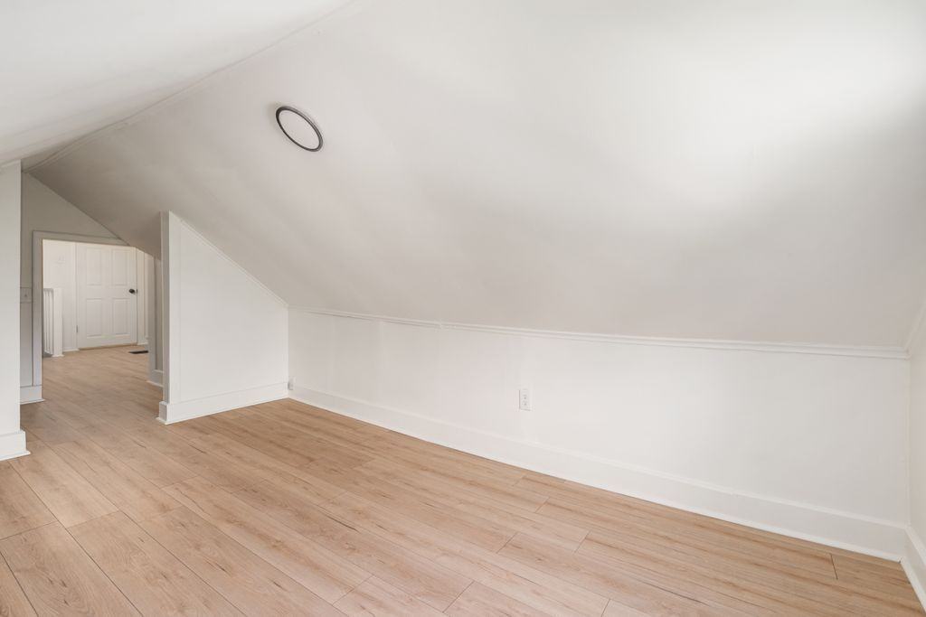 1088 Lockbourne Rd - Photo 5 of 50