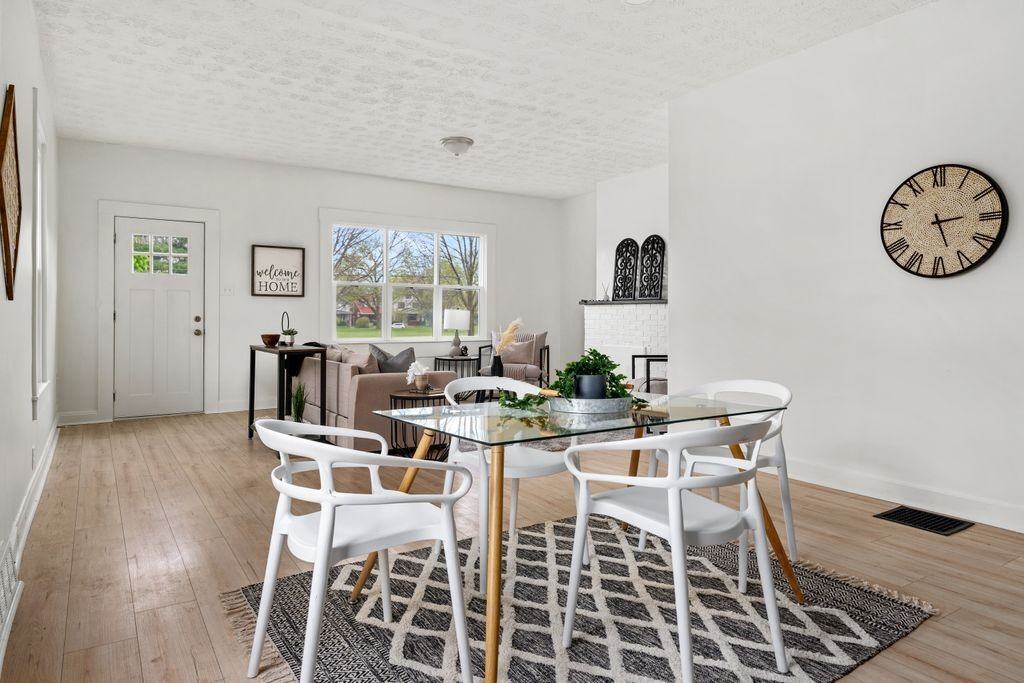 1088 Lockbourne Rd - Photo 5 of 50