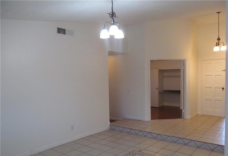 4585 Magdalena Ct - Photo 4 of 10