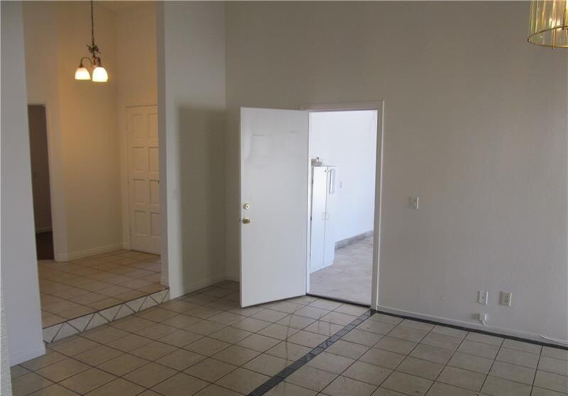4585 Magdalena Ct - Photo 3 of 10