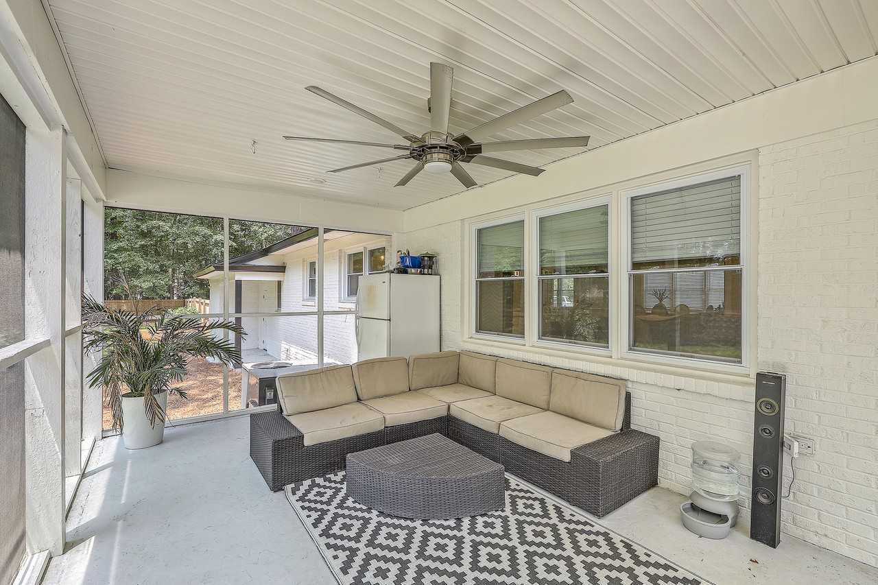 1120 Central Ave - Photo 7 of 46