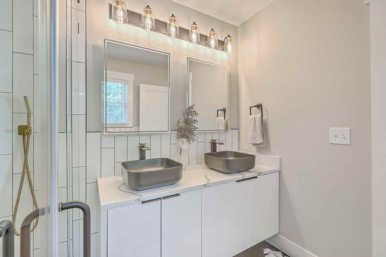 1120 Central Ave - Photo 5 of 46