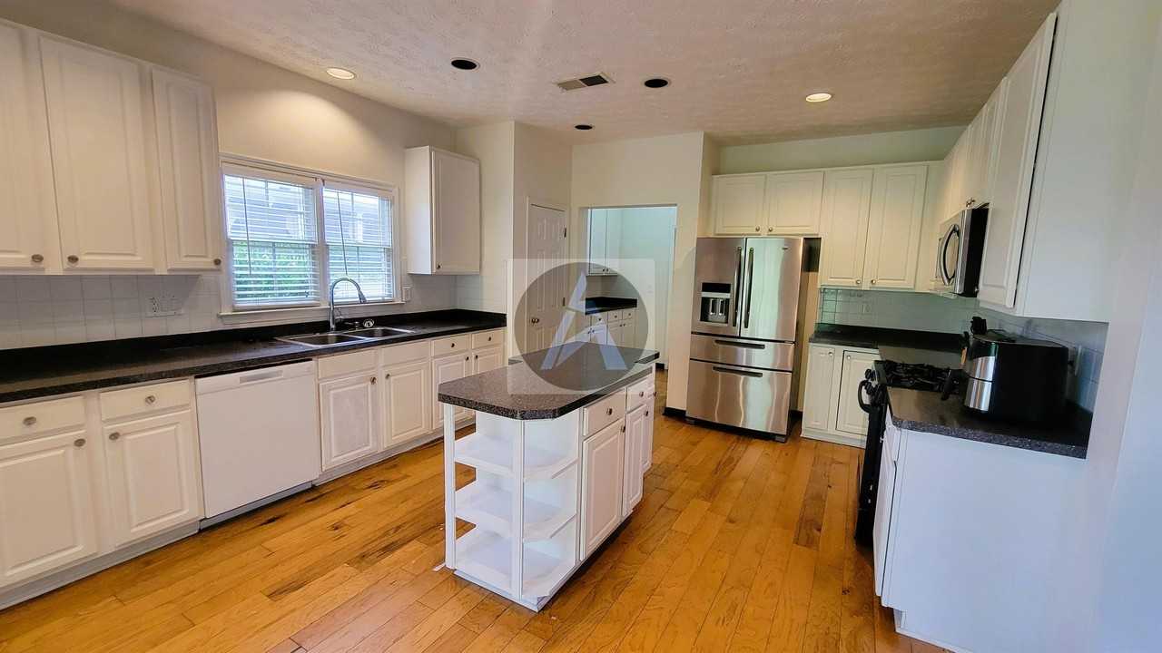 3430 Palm Circle Nw Kennesaw Ga - Photo 6 of 27