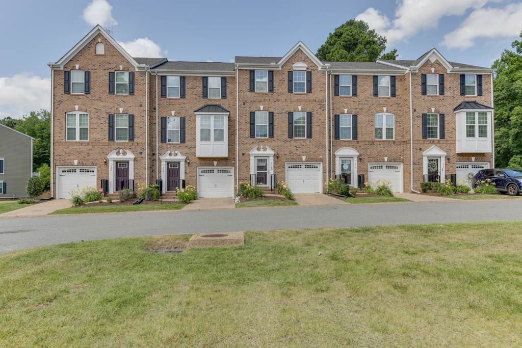 315 W Constance Rd #1 - Photo 4 of 32