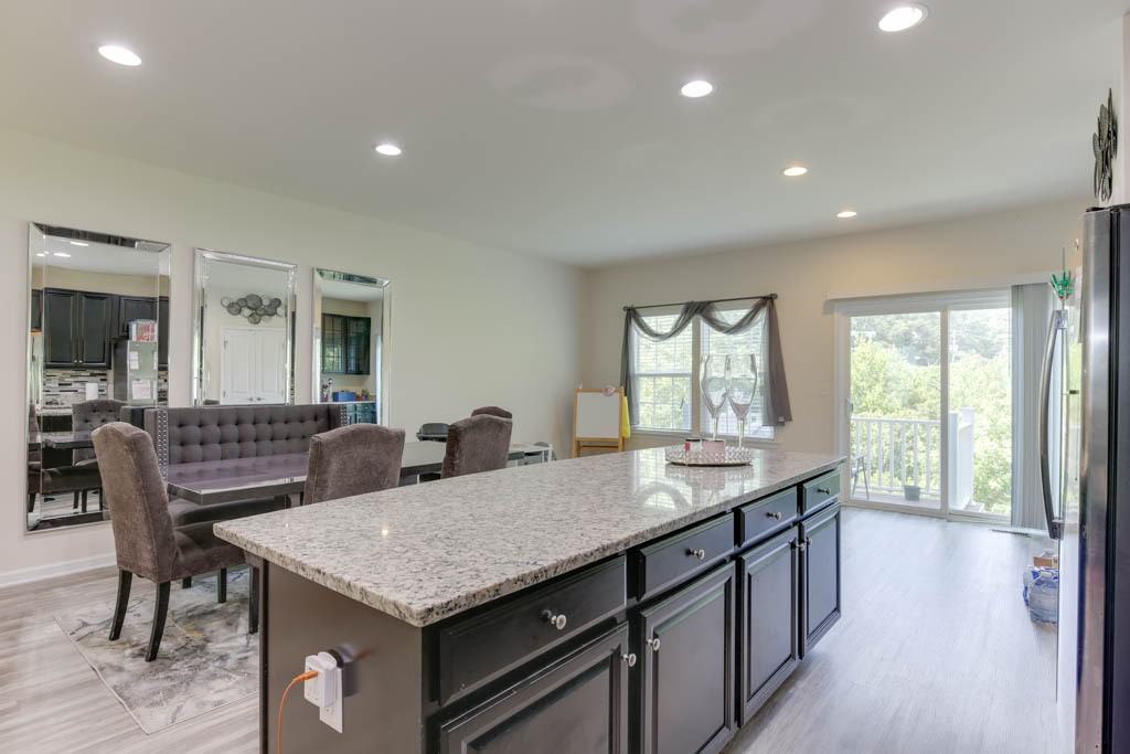 315 W Constance Rd #1 - Photo 7 of 32
