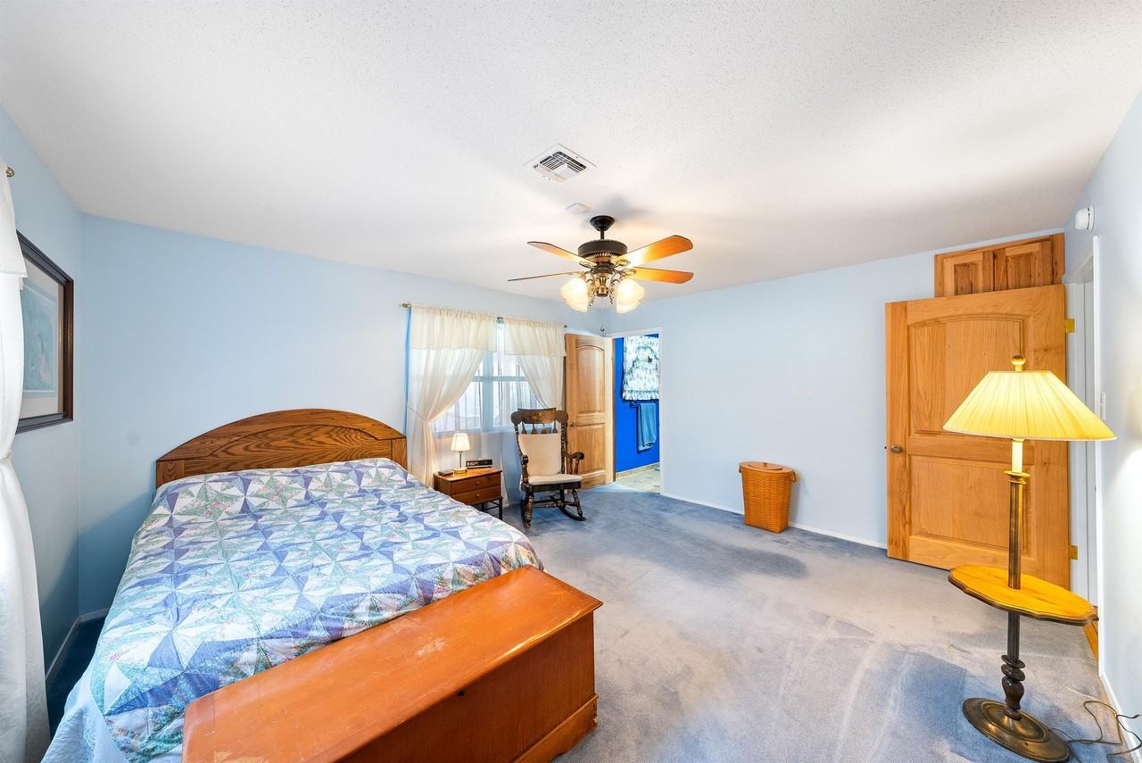 101 E Grothe St - Photo 7 of 30