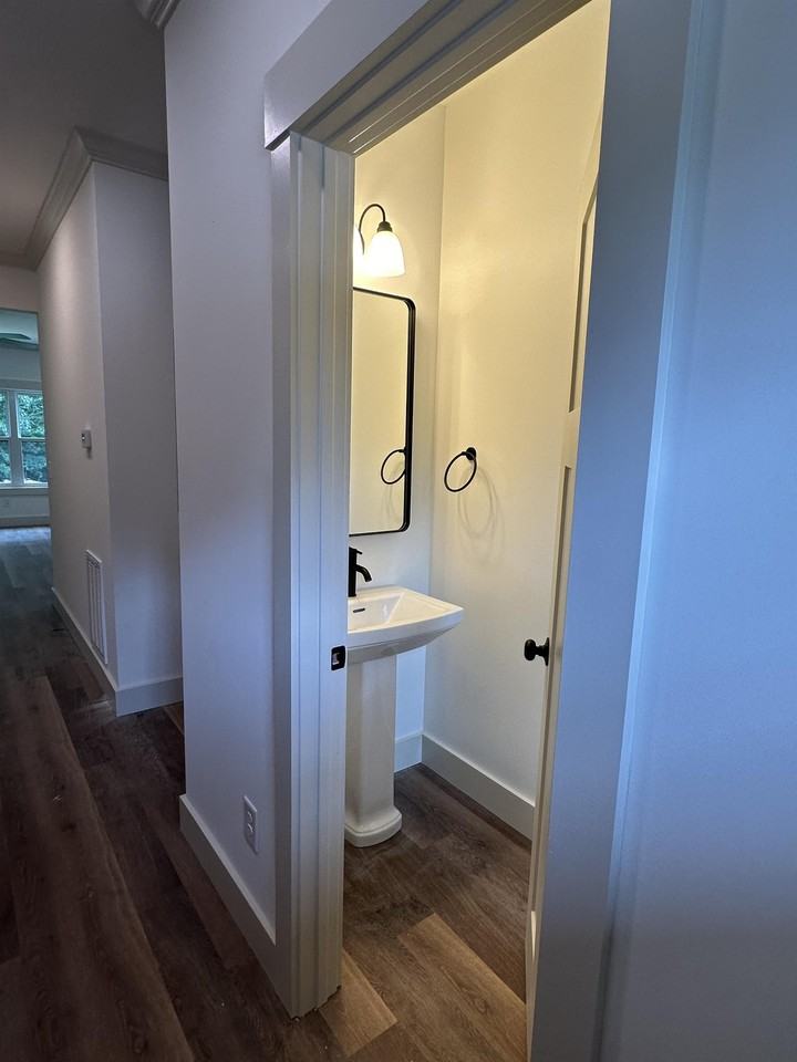 234 Bowers Estates Dr #234 - Photo 3 of 25