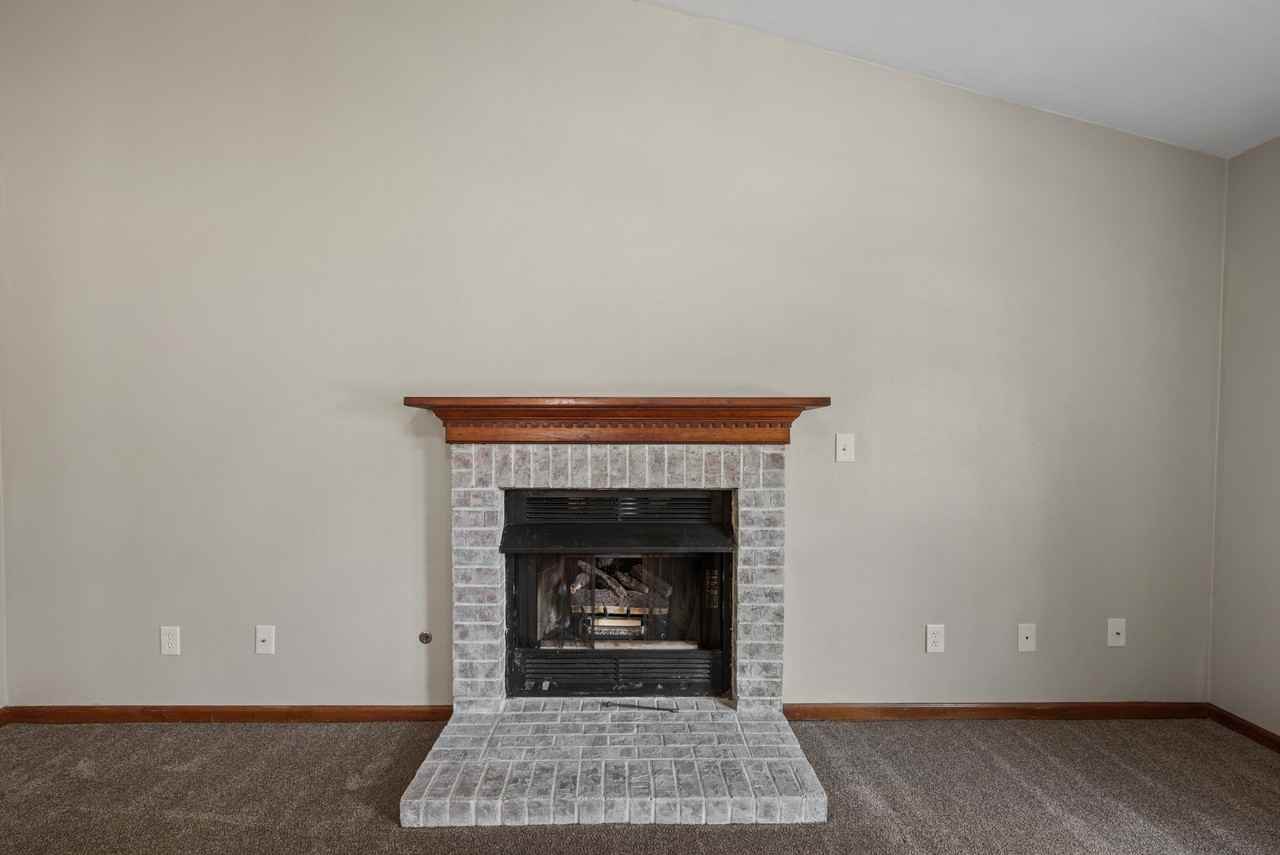 2401 Hexall Ct - Photo 3 of 23