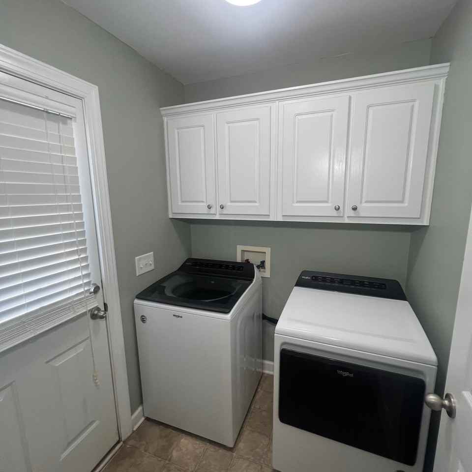 1812 Penncross Dr - Photo 4 of 28