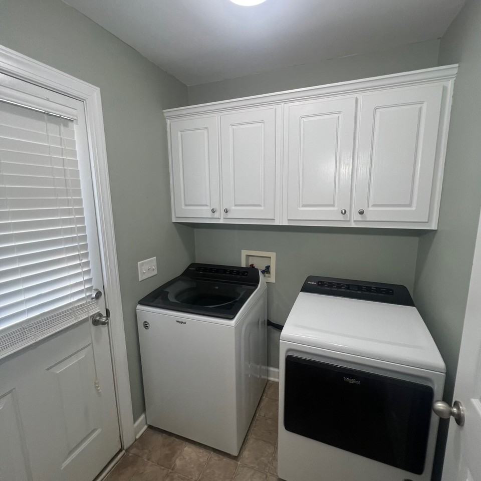 1812 Penncross Dr - Photo 4 of 28