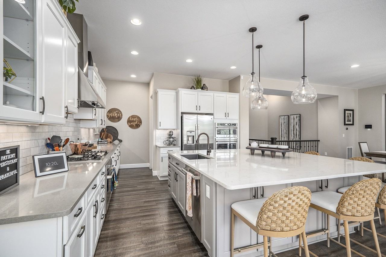 7996 S Jamestown Ct - Photo 7 of 20