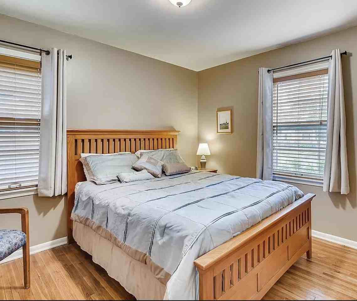 4919 Oliver Ave N - Photo 3 of 13