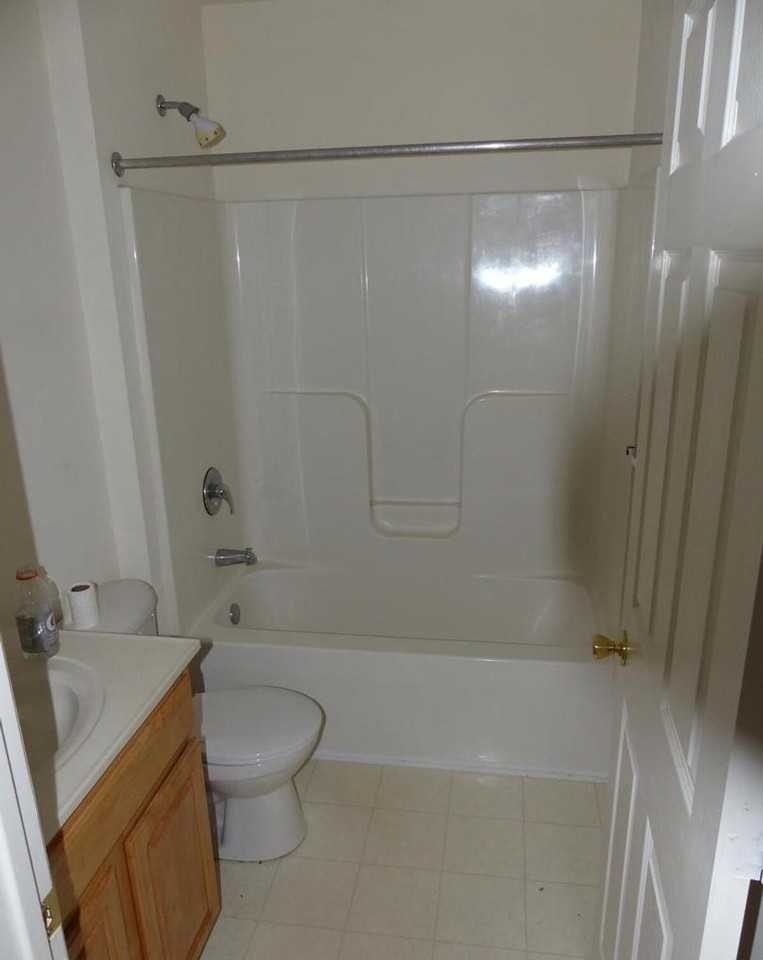 1406 Blue Heron Dr #1 - Photo 3 of 7