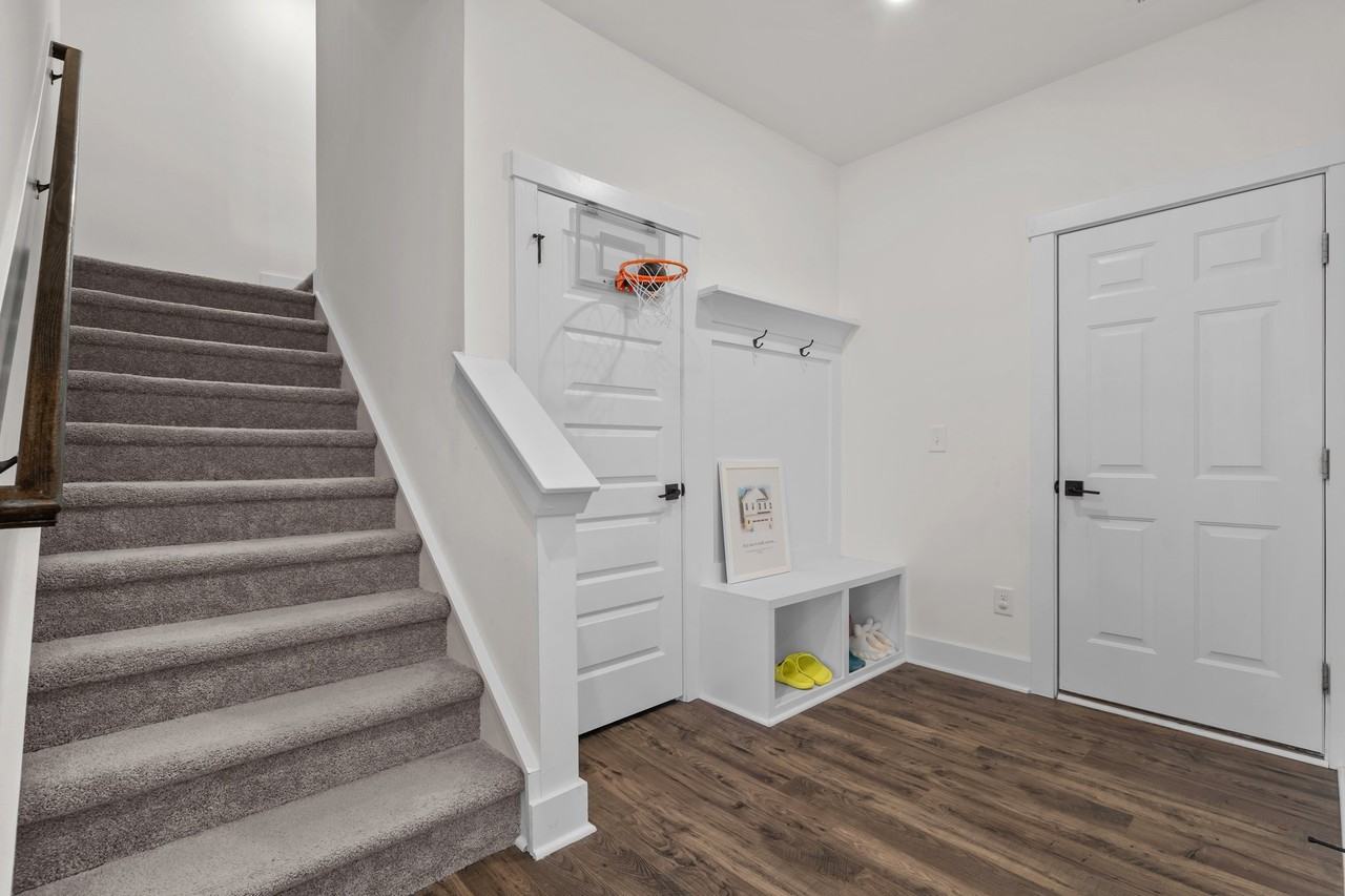 478 Clark Creek Ln #1 - Photo 3 of 48