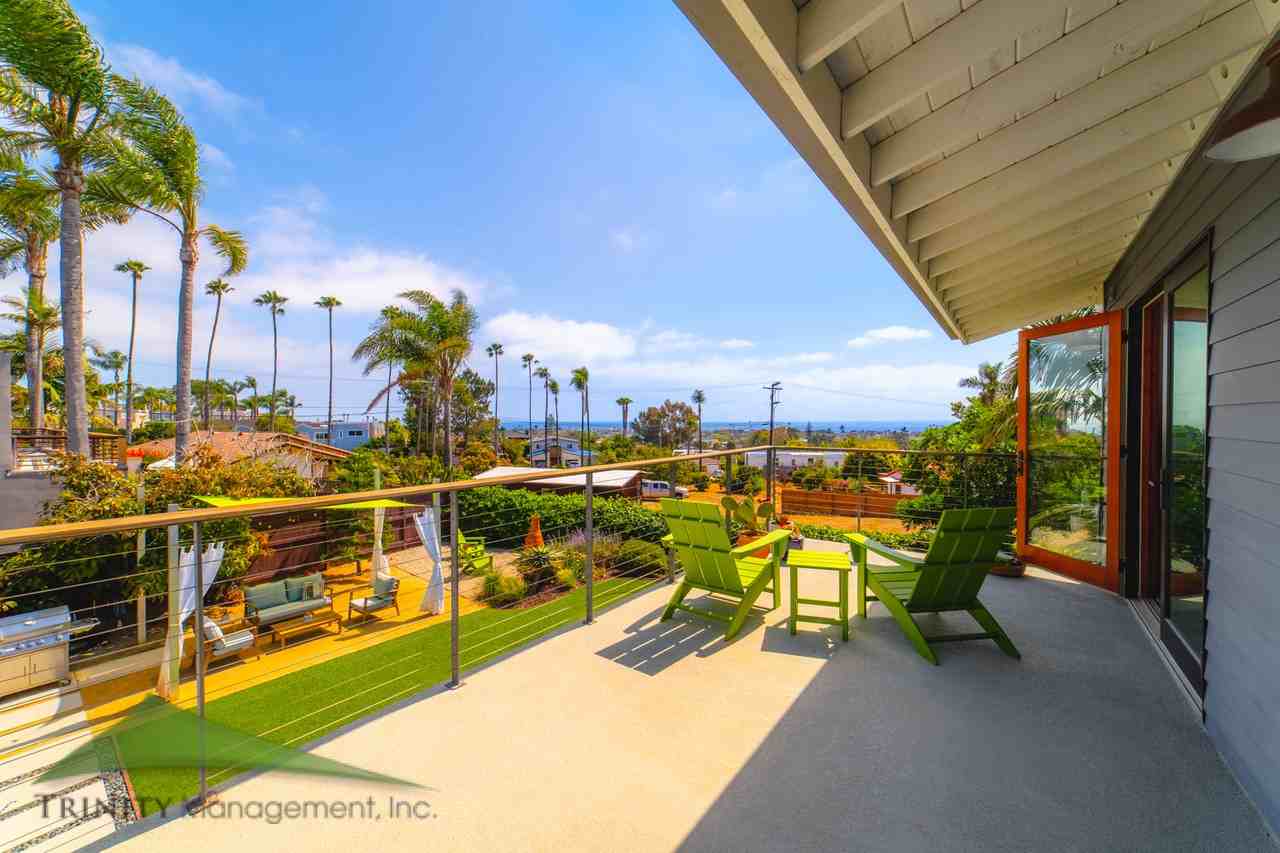 616 Hymettus Ave - Photo 4 of 26