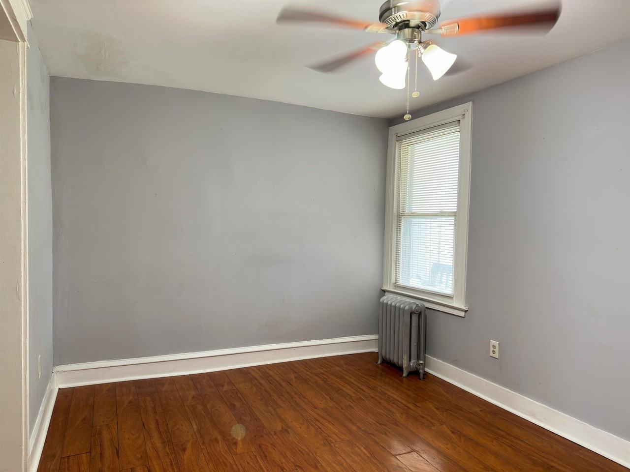 6919 Guilford Rd - Photo 2 of 41