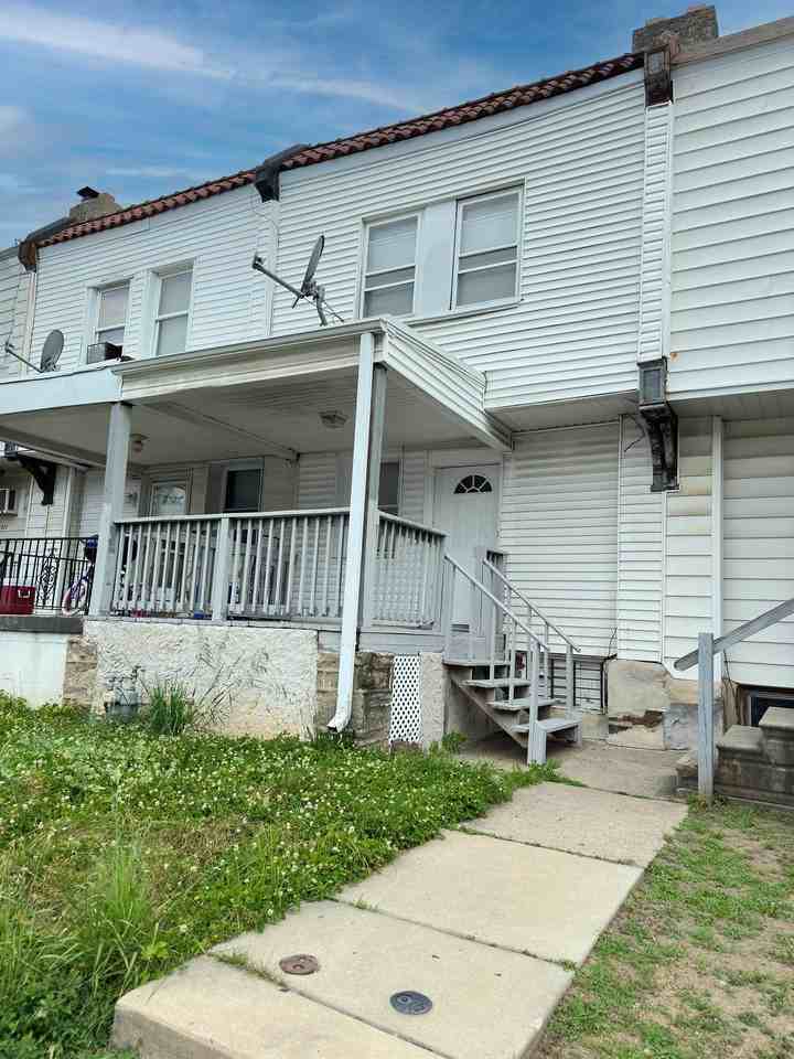 6919 Guilford Rd - Photo 6 of 41