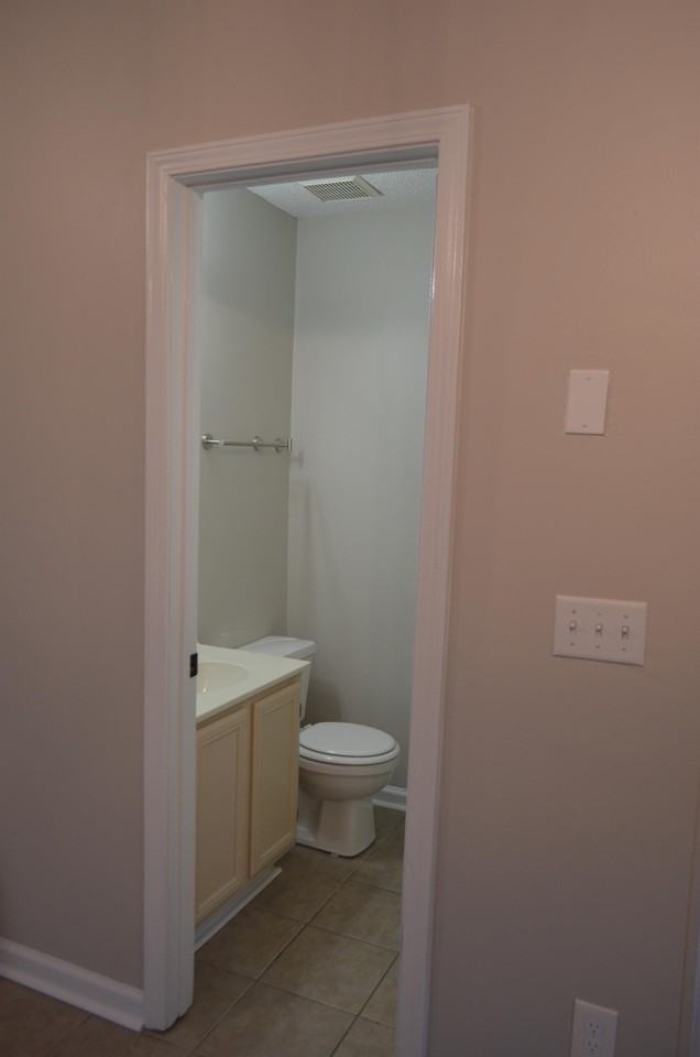 145 Viking Dr #1 - Photo 6 of 10