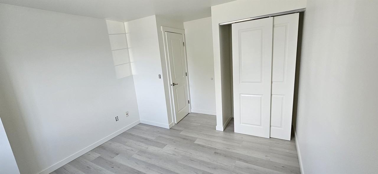 908 Baysinger Pl - Photo 5 of 37