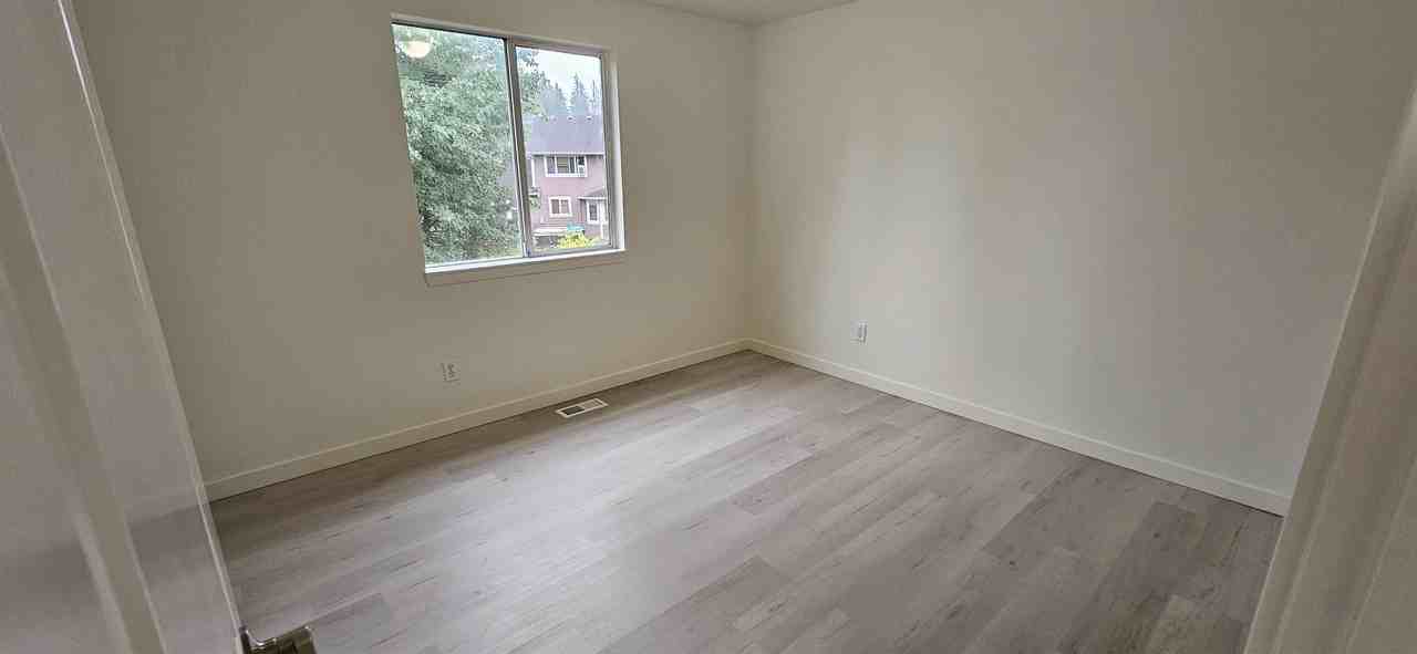 908 Baysinger Pl - Photo 7 of 37