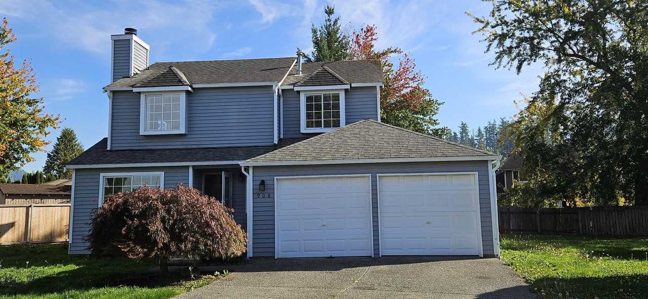 908 Baysinger Pl - Photo 4 of 37